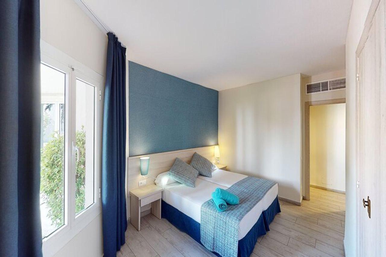 Marinda Garden Aparthotel Cala'N Bosch  Extérieur photo